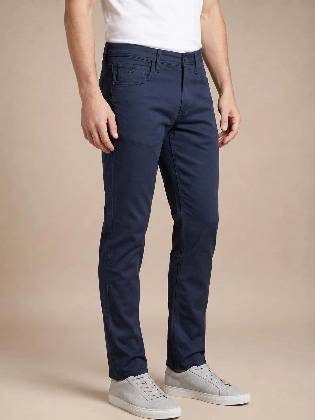 Turtle Men Narrow Skinny Fit Mid-Rise Stretchable Jeans thumbnail 2