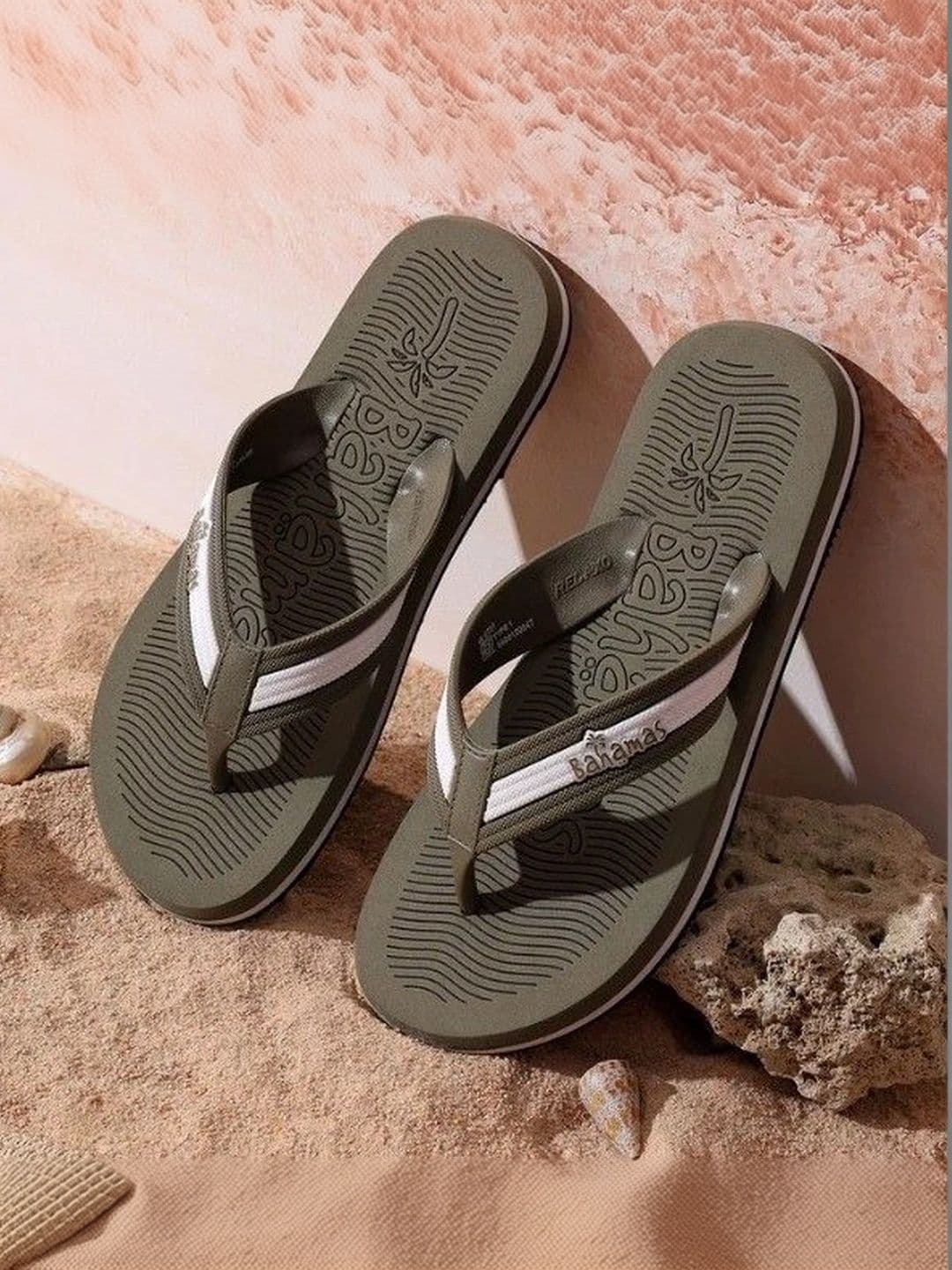 Bahamas Men Green Thong Flip-Flops - view 1