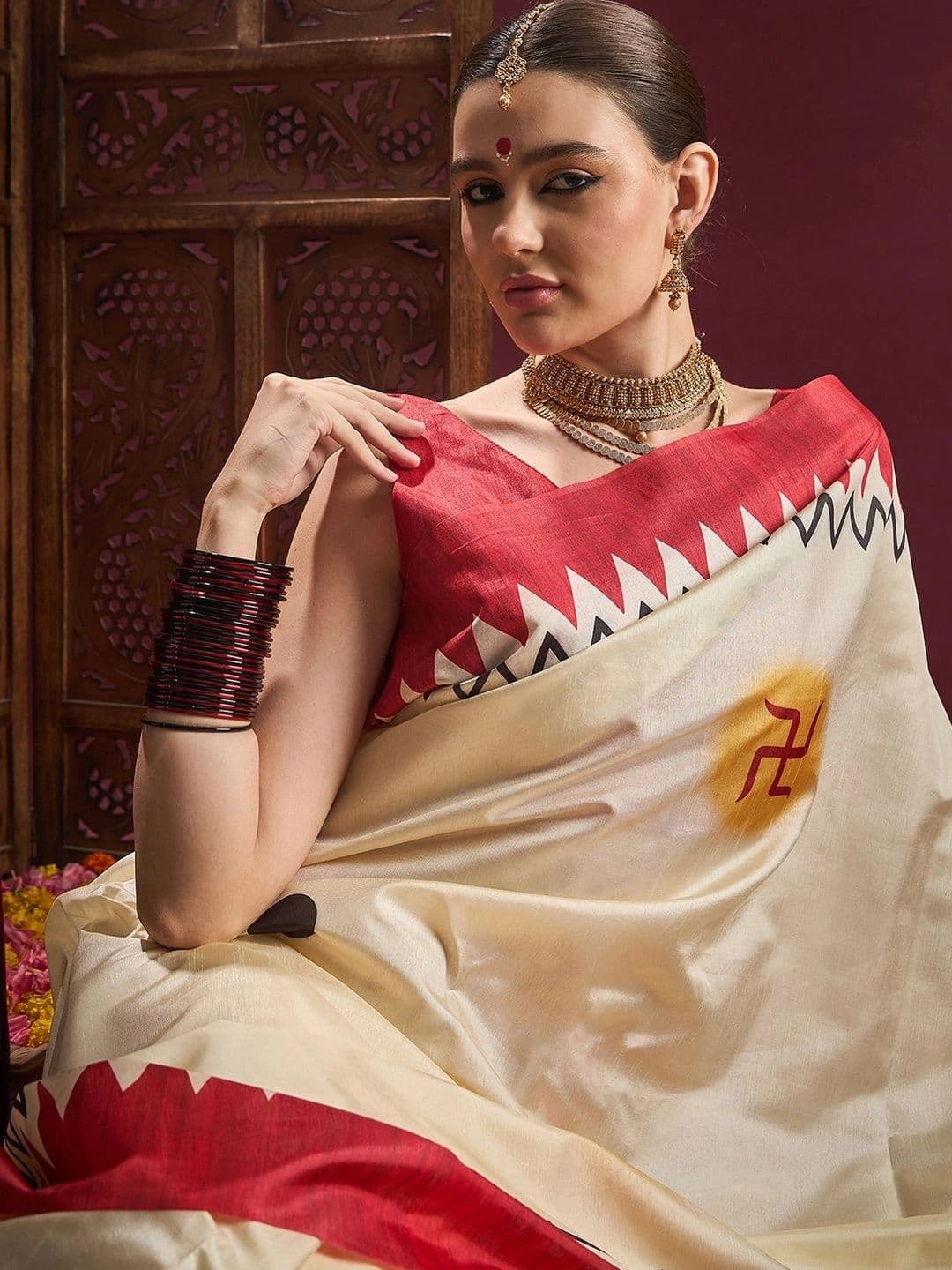 Sangria Women Silk Blend Designer Garad Saree thumbnail 6