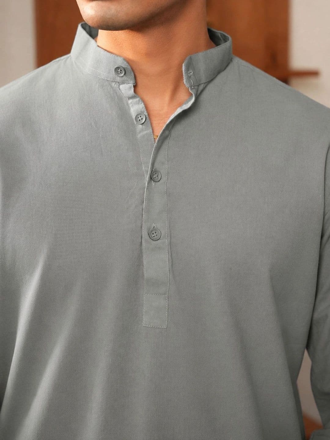 Anouk Men Pure Cotton Solid Knee Length Straight Kurta thumbnail 7