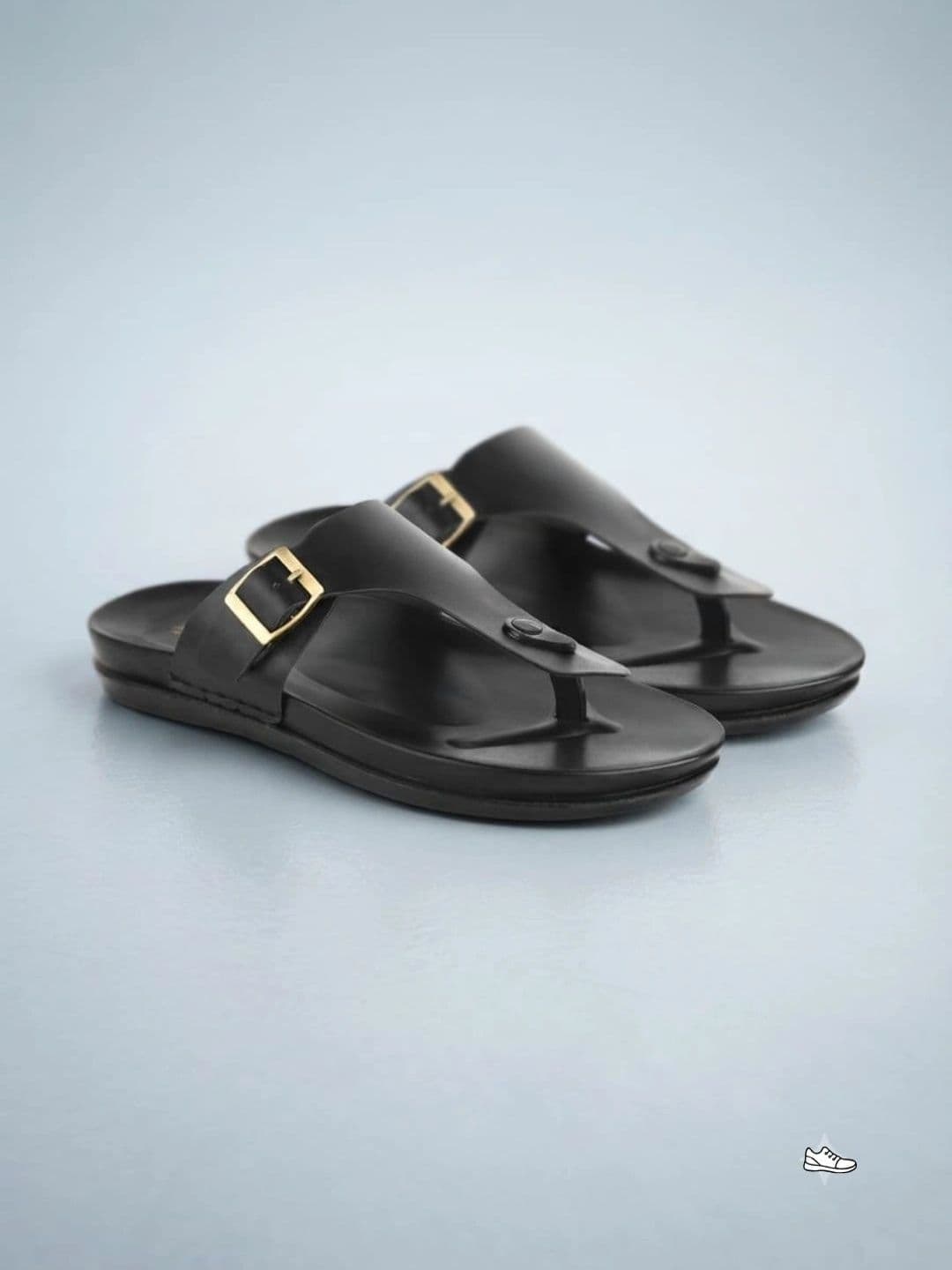 Trump Men Black Flip Flops - view 1
