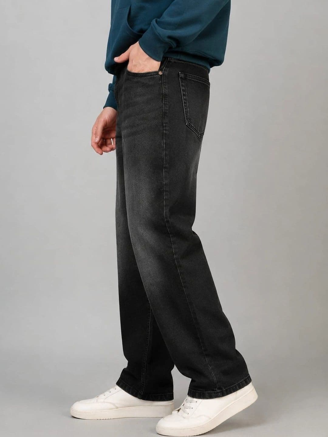 VK CULTURE Men Wide Leg Mid-Rise Light Fade Jeans thumbnail 2
