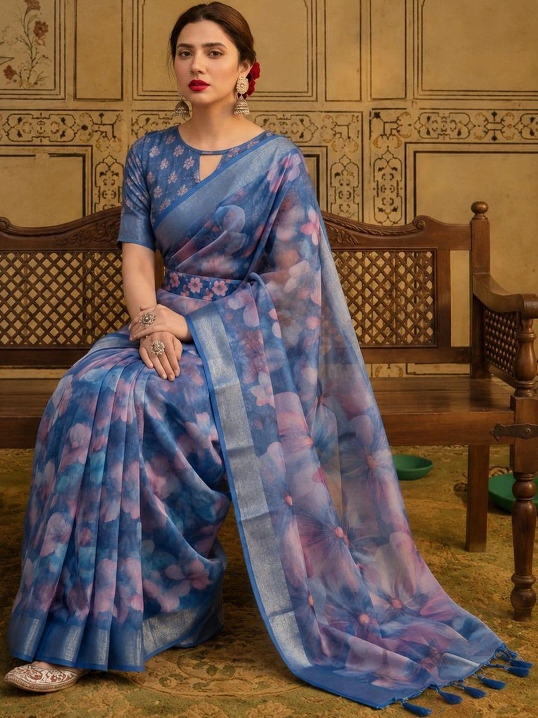 Mitera Floral Zari Silk Cotton Fusion Saree thumbnail 3