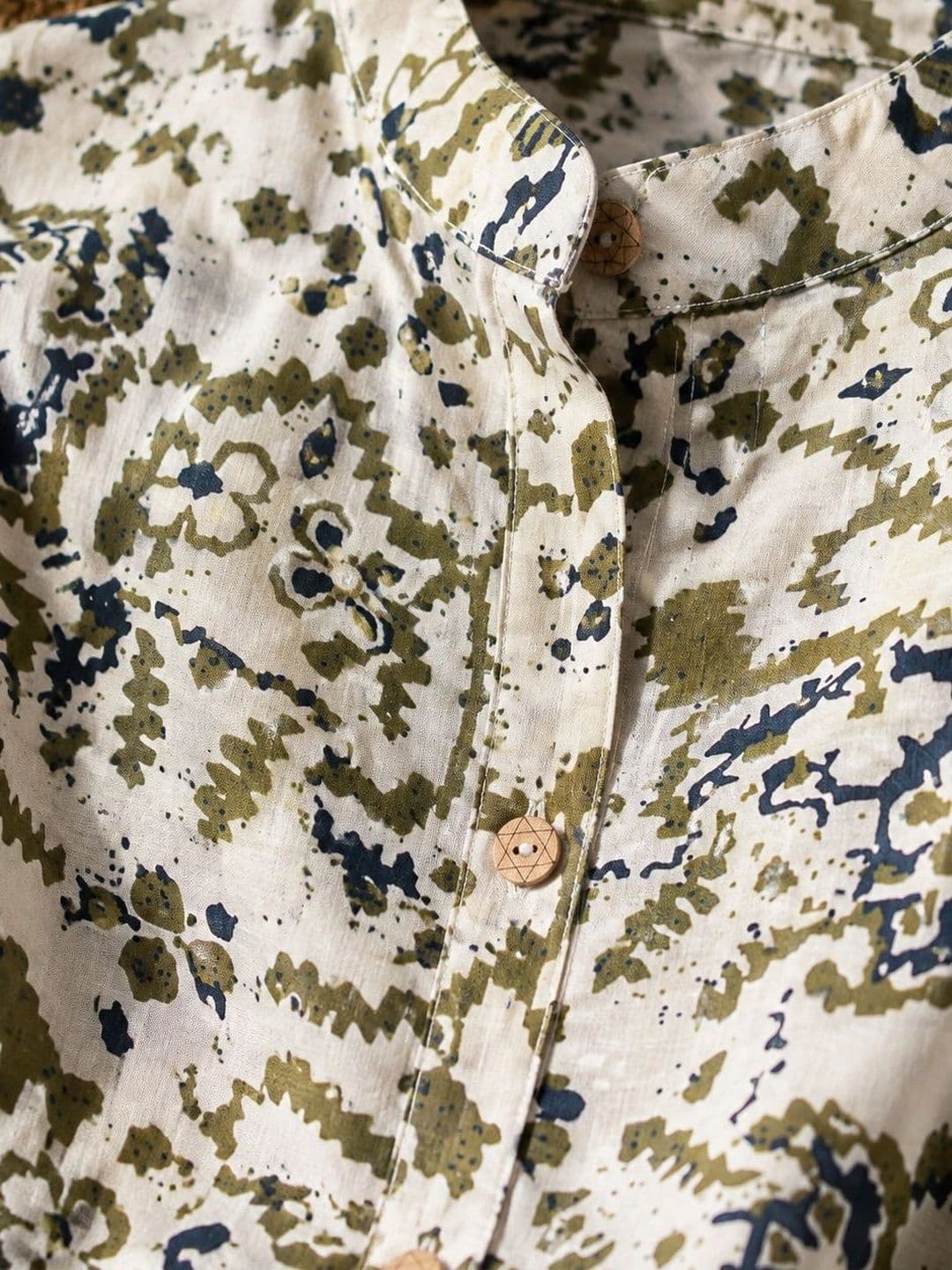 Three Boganvilla Women Ethnic Motifs Printed Regular Kurta with Trousers thumbnail 2