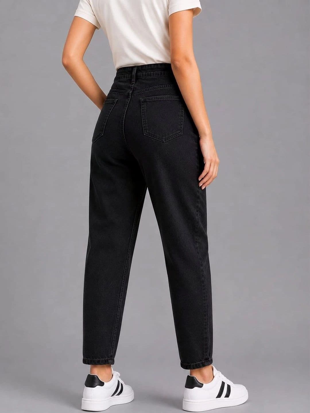 Mast & Harbour Women Loose High-Rise Stretchable Jeans thumbnail 3