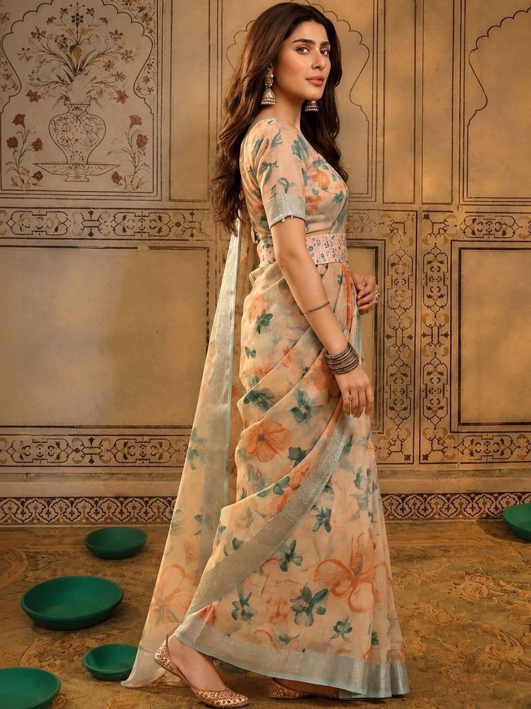 Mitera Women Floral Zari Silk Cotton Fusion Saree thumbnail 6