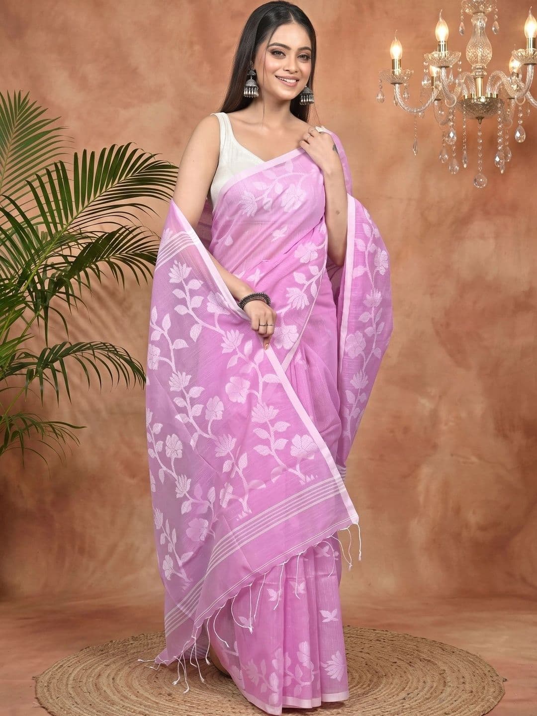 PuJoy Women Floral Sequinned Handloom Taant Saree - view 1