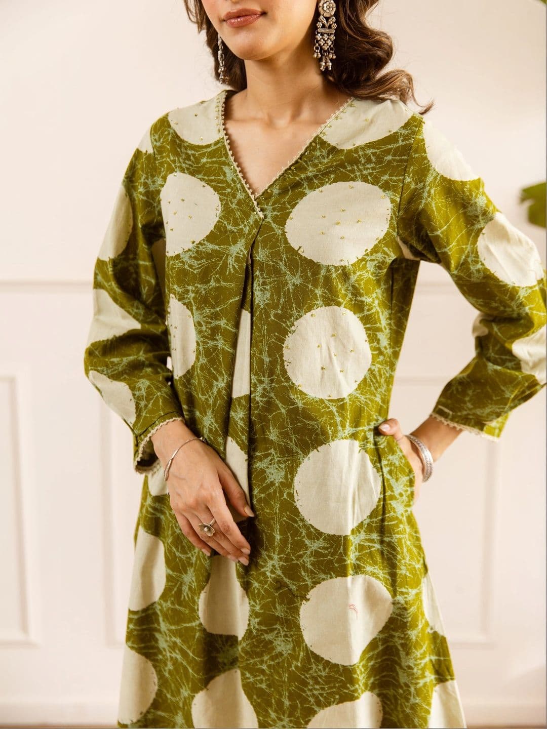 Nehamta Women Printed Regular Kurta with Palazzos thumbnail 5