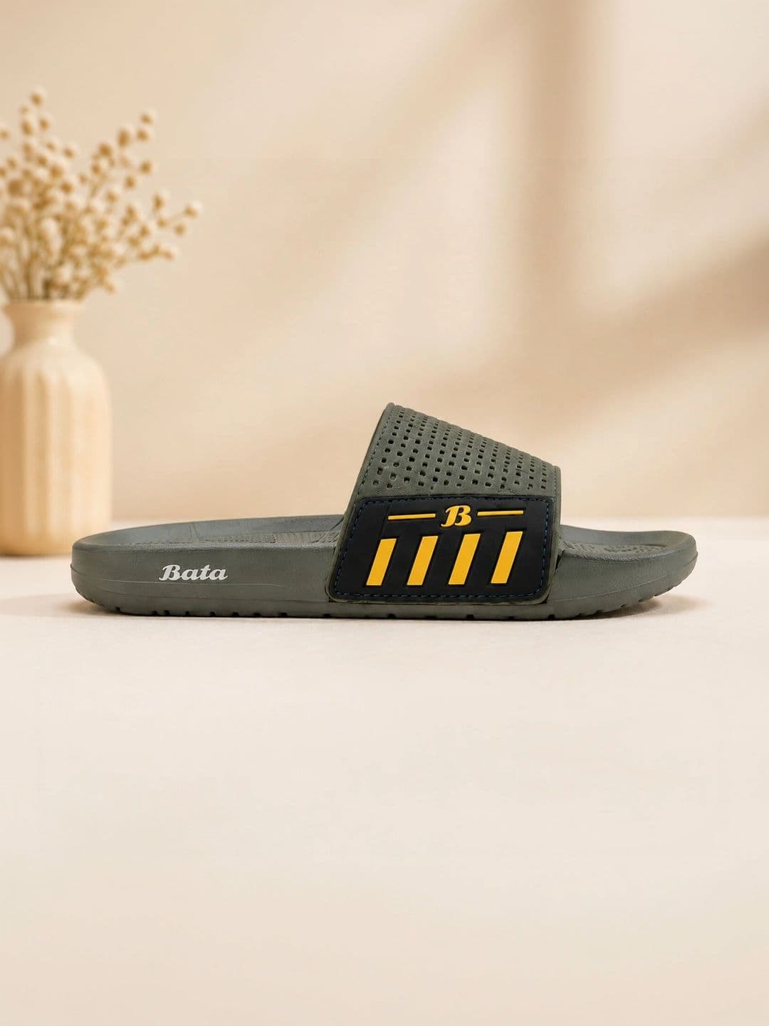 Bata Men Colourblocked Sliders thumbnail 4