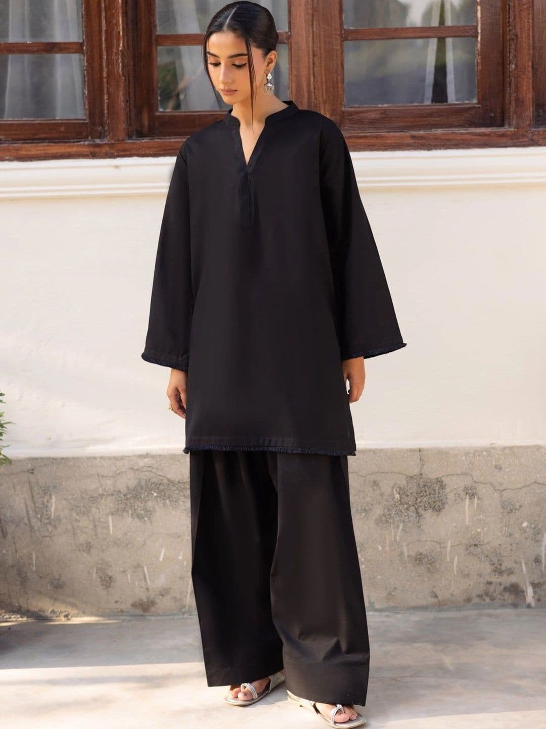 HERE&NOW Women Regular Kurta with Palazzos - view 1