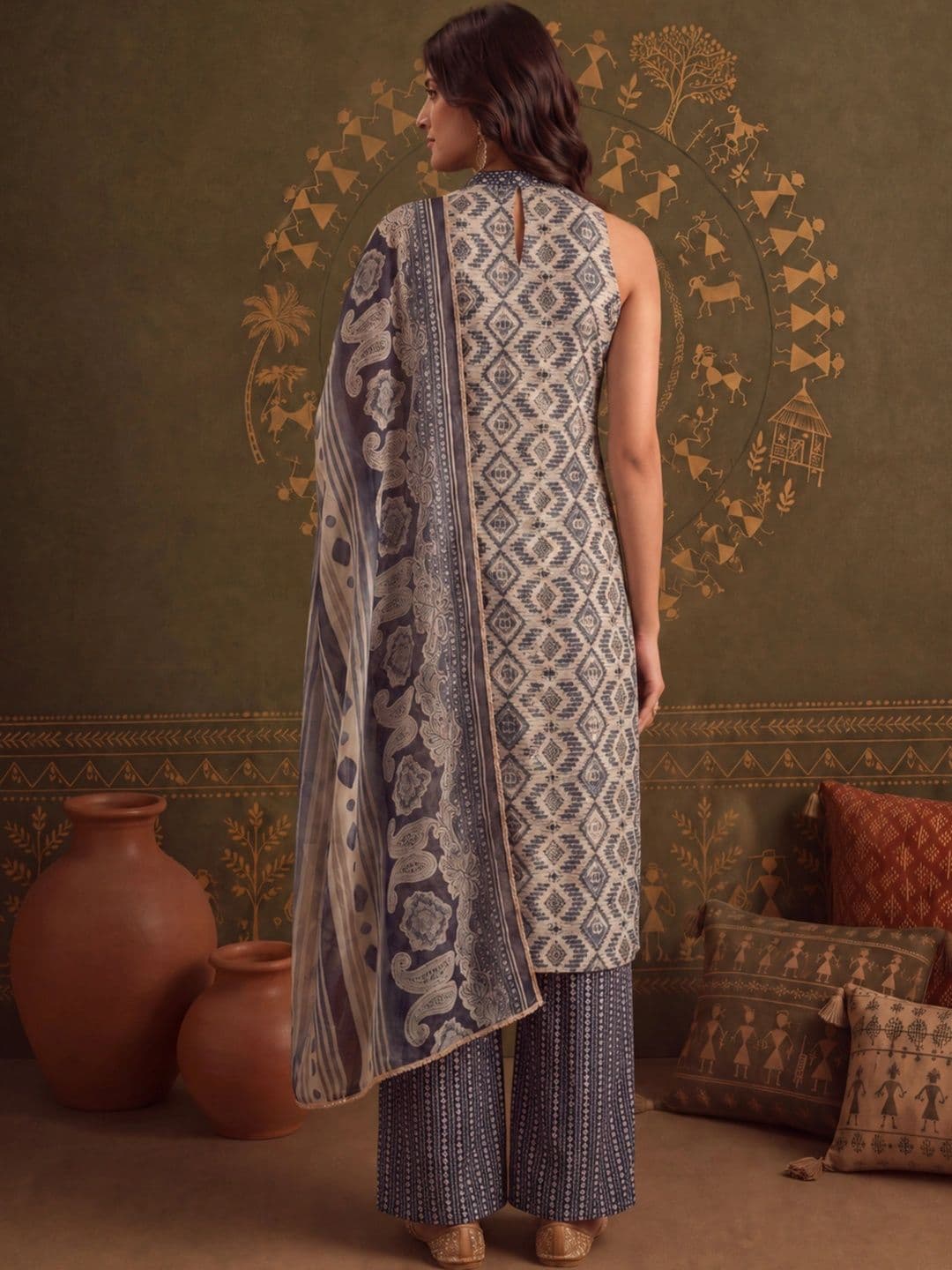 SOURAGYA Women Ethnic Motifs Printed Regular Kurta with Trousers & With Dupatta thumbnail 3