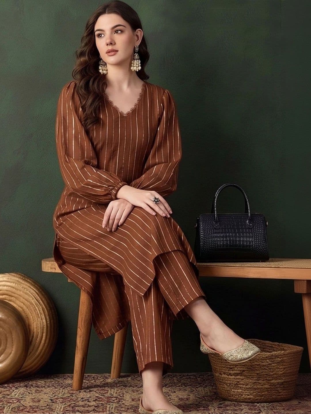 Sangria Women Regular Silk Crepe Kurta with Palazzos thumbnail 4