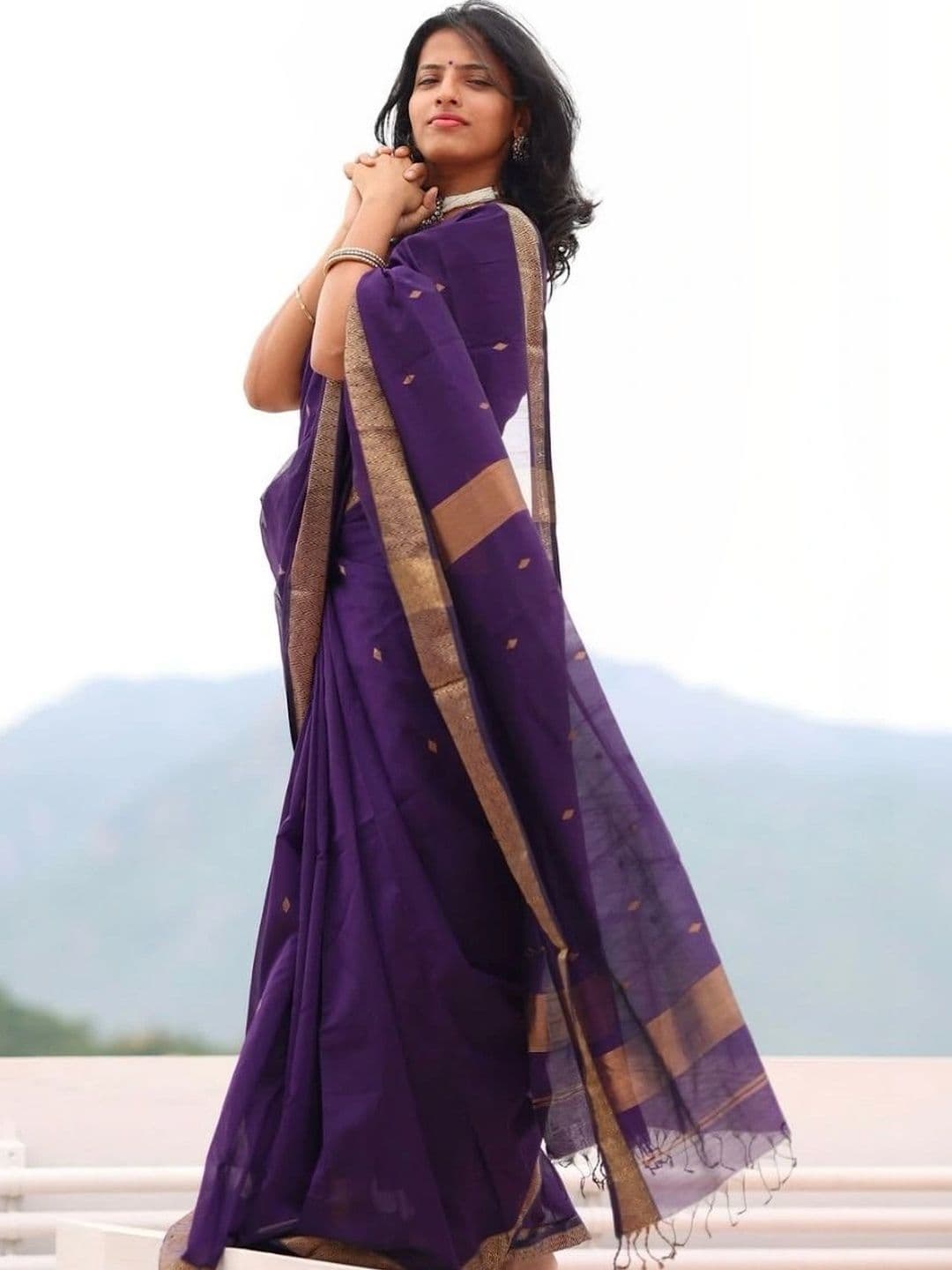 HERE&NOW Woven Design Zari Banarasi Saree thumbnail 4