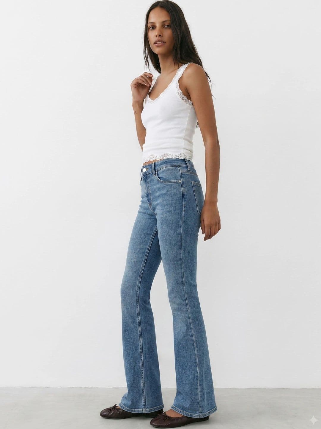 Roadster Women Bootilicious Bootcut High-Rise Stretchable Jeans thumbnail 4
