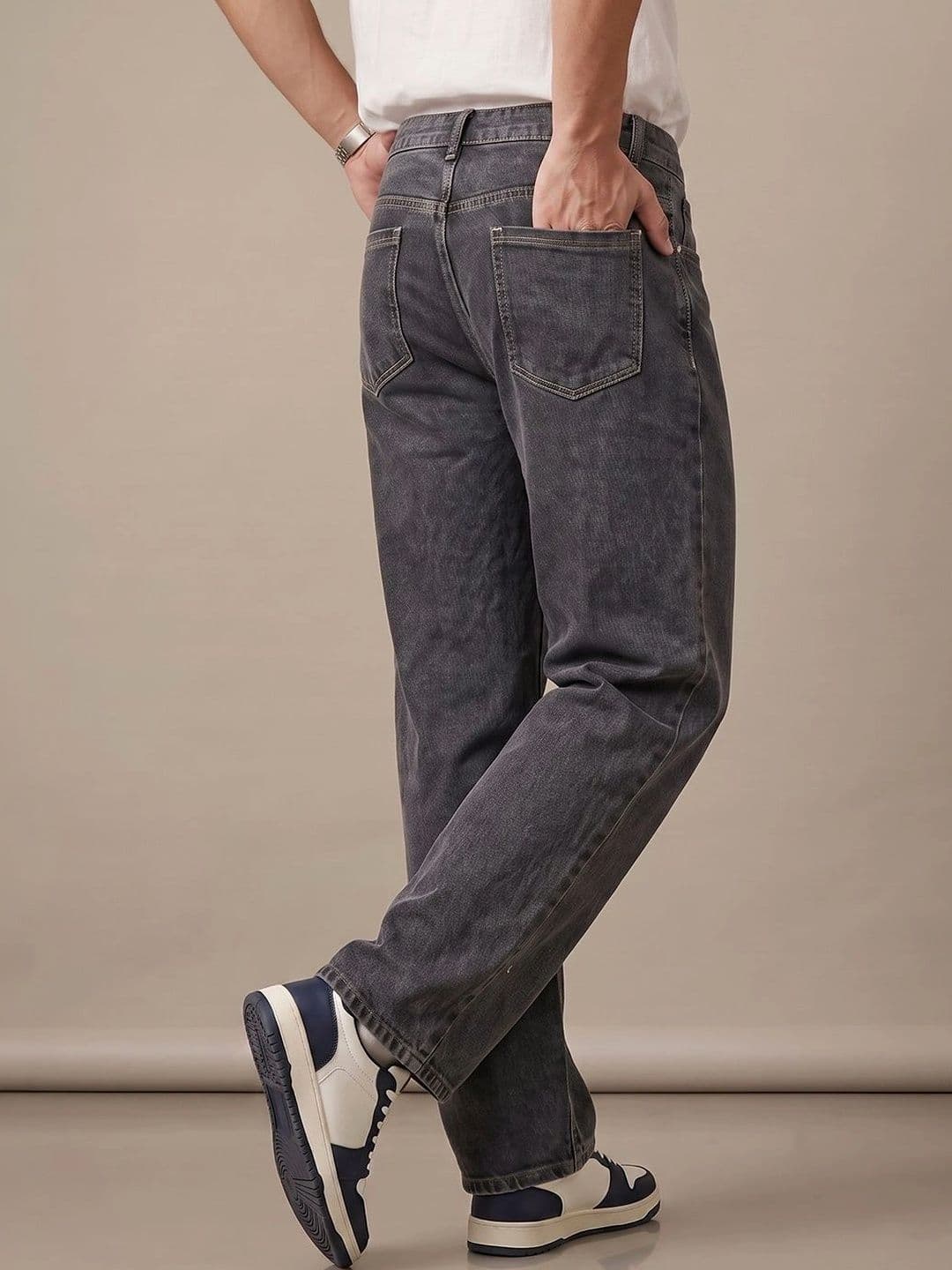 SZN Men Classic Regular Fit Mid-Rise Stretchable Jeans thumbnail 4