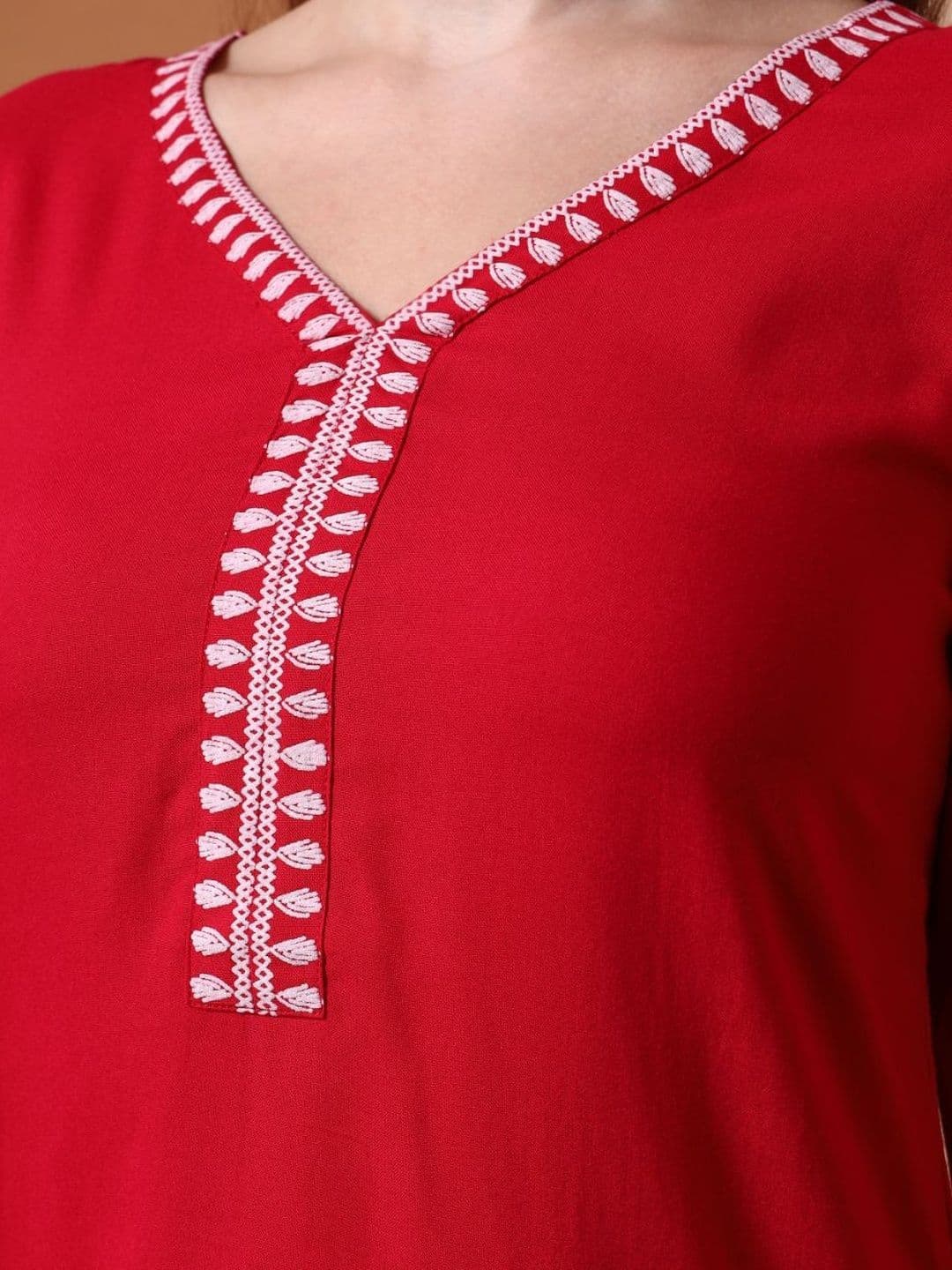YASH GALLERY Floral Embroidered V-Neck Kurti thumbnail 4