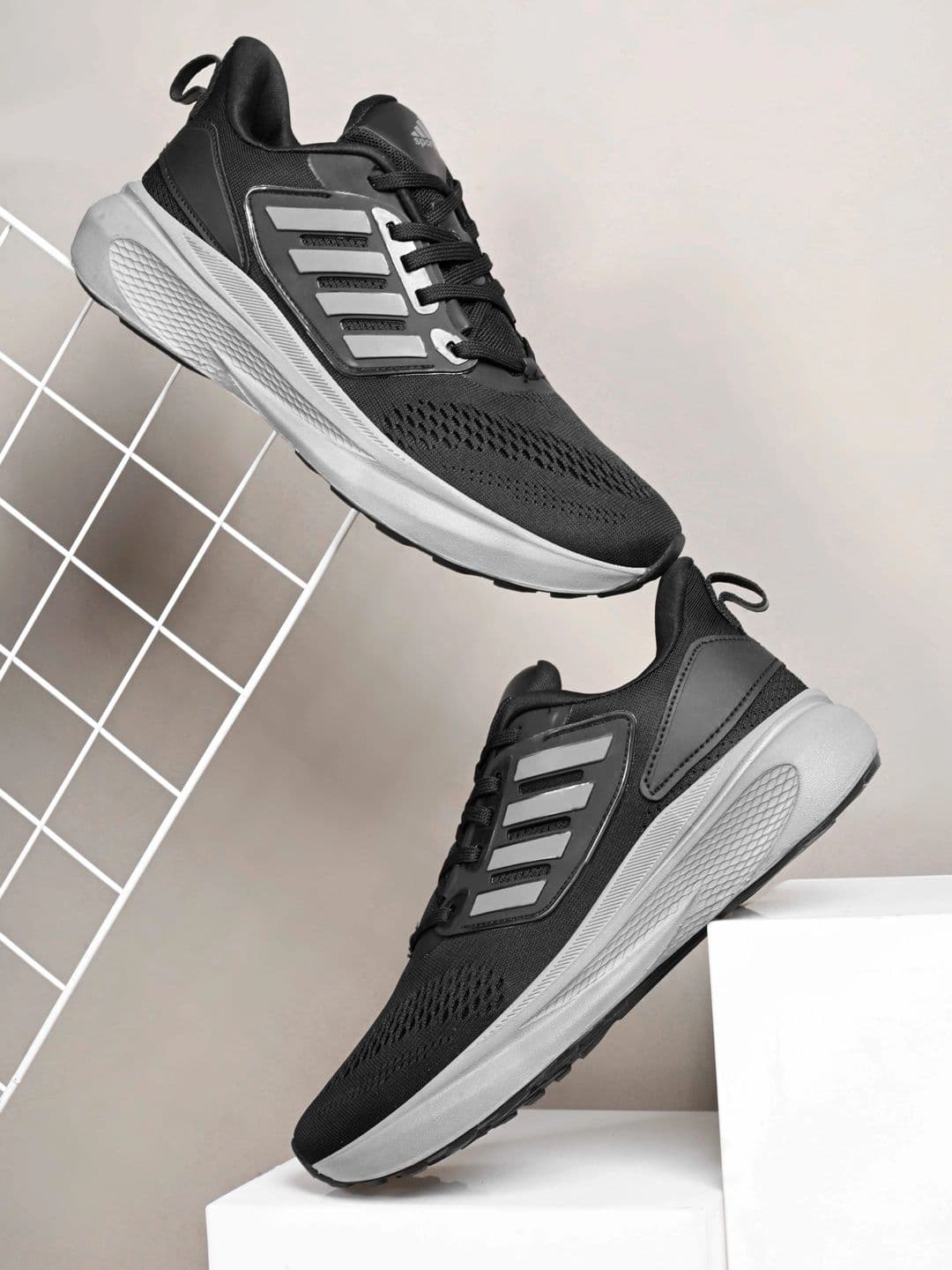 CLD Men Mesh Running Shoes - view 1