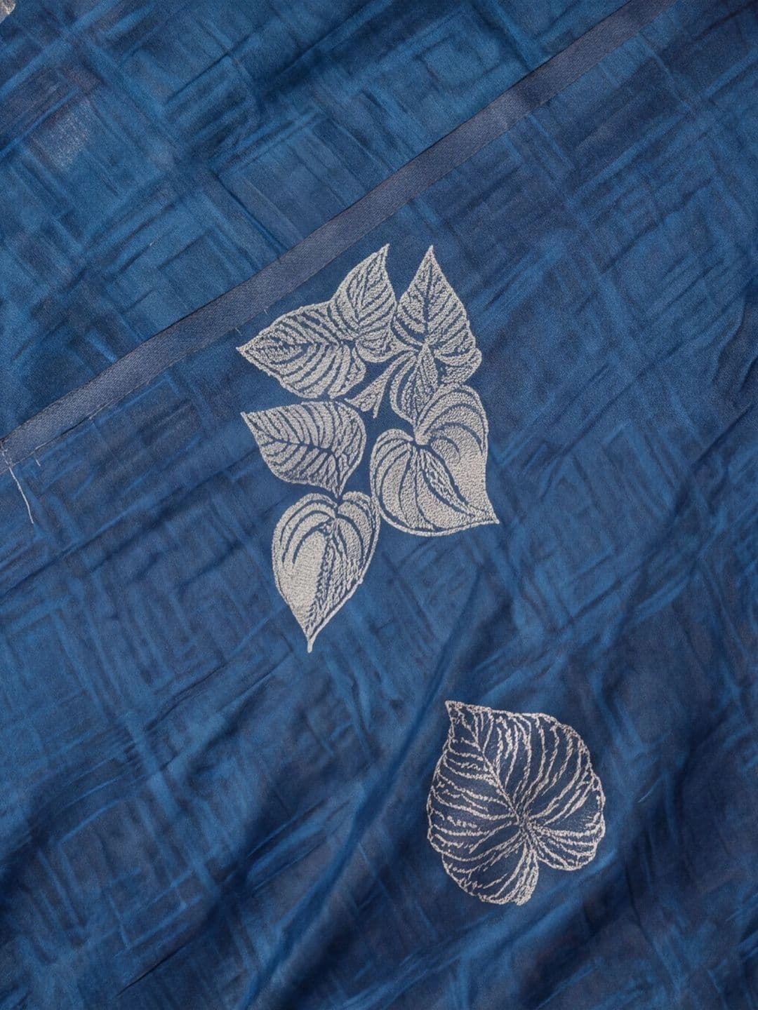 Mitera Woven Design Zari Silk Cotton Fusion Banarasi Saree thumbnail 6