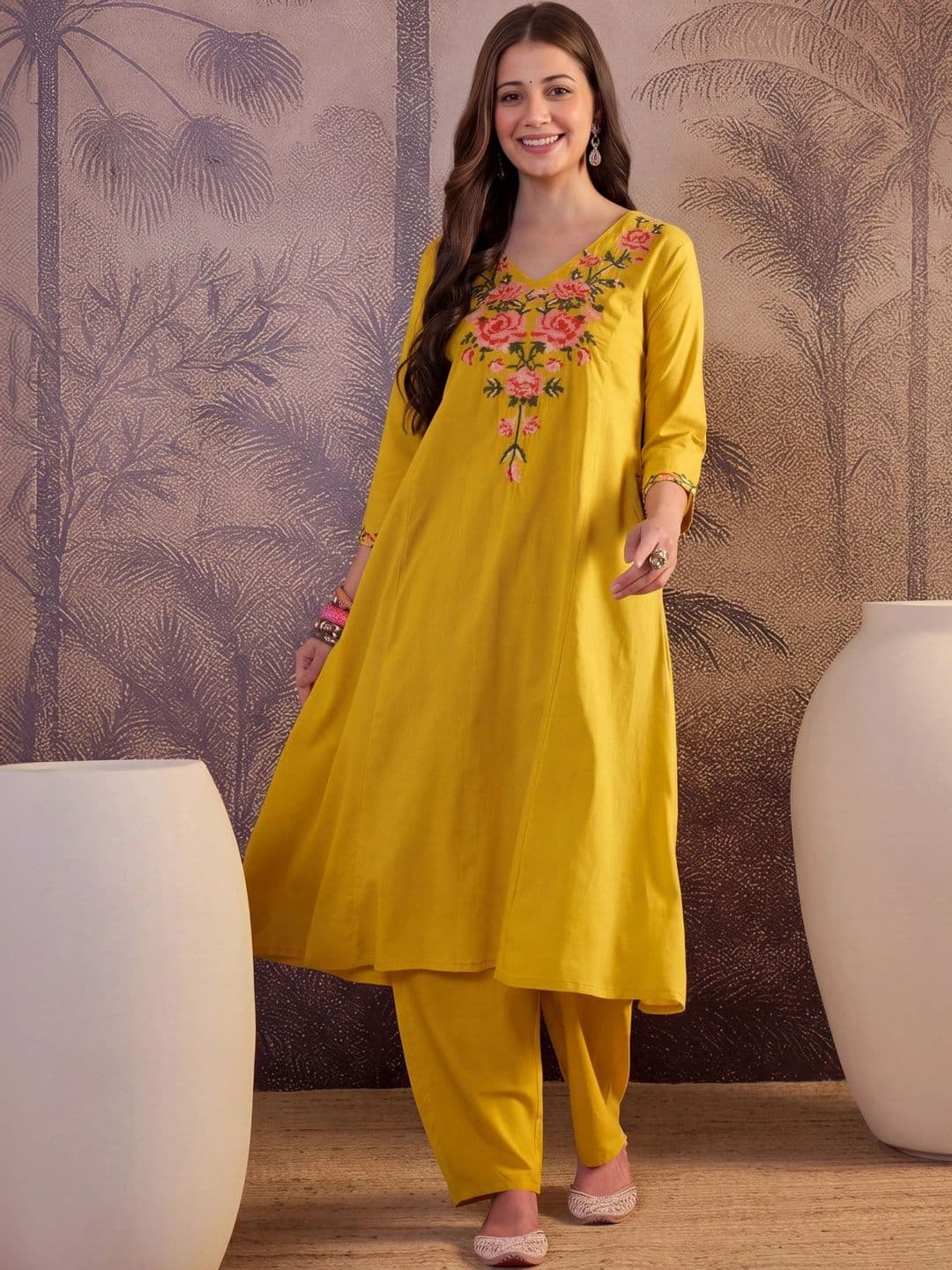 Shree Ramkrishna Fab Women Floral Embroidered Regular Thread Work Pure Cotton Kurta with Palazzos - view 1