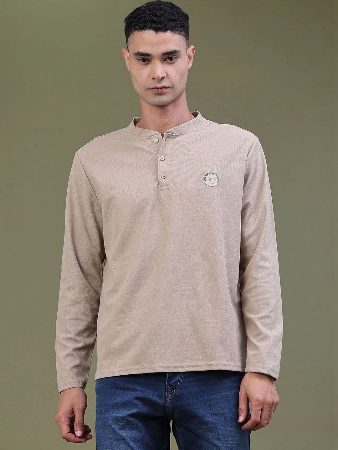 LIMEROAD Men Brand Logo Henley Neck T-shirt thumbnail 3