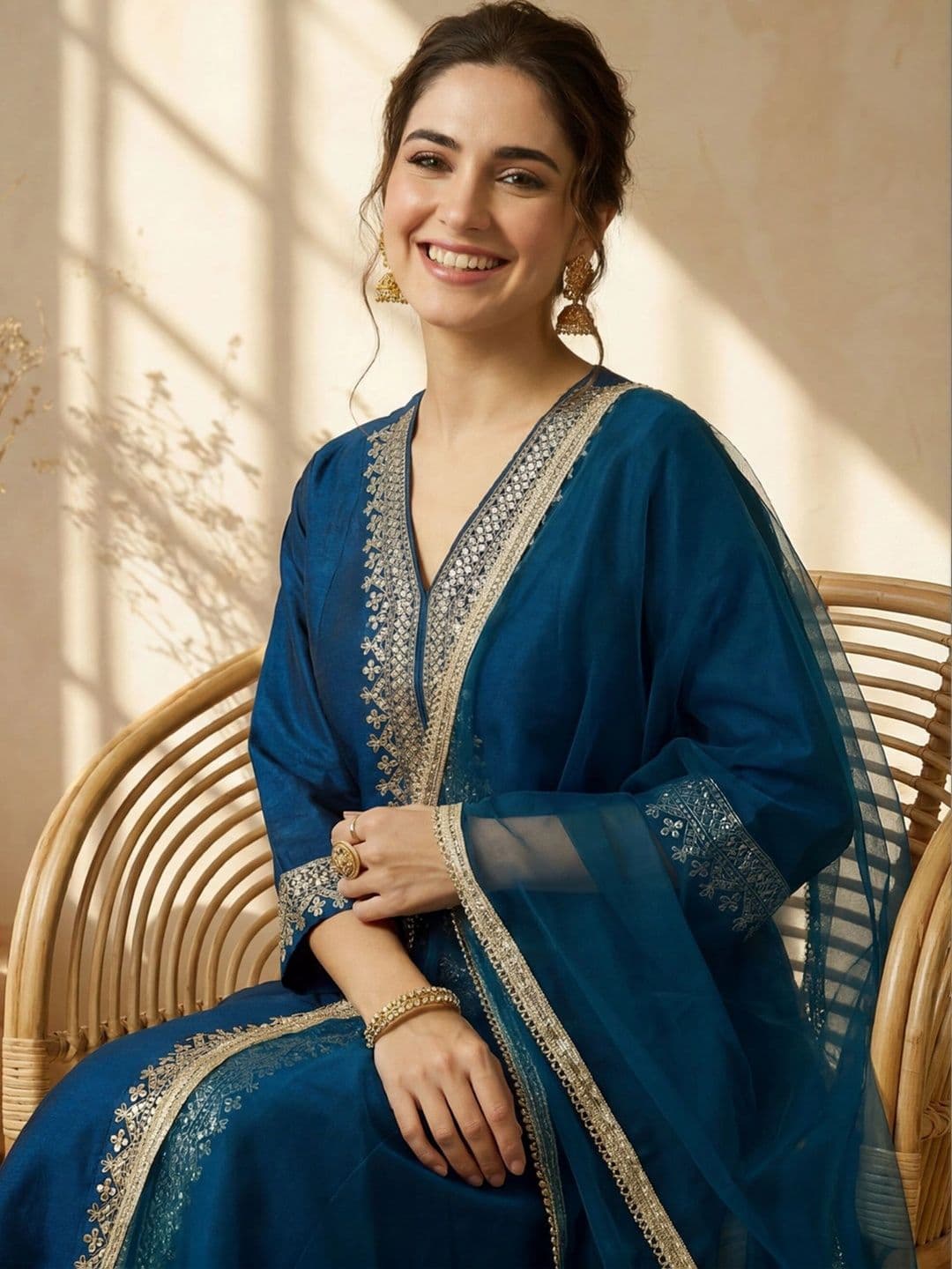 AVANSHEE Women Ethnic Motifs Embroidered Regular Kurta with Trousers & With Dupatta thumbnail 5