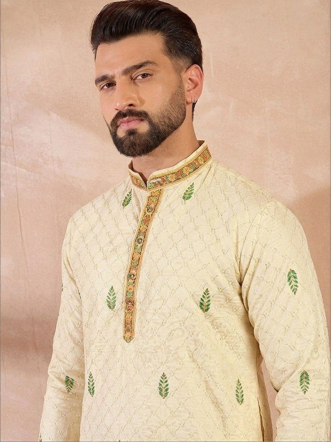 VELKYNOX Men Ethnic Motifs Thread Work Kurta thumbnail 3