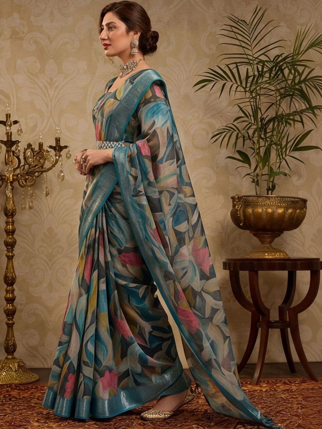 Mitera  Women Floral Zari Silk Cotton Fusion Saree thumbnail 2