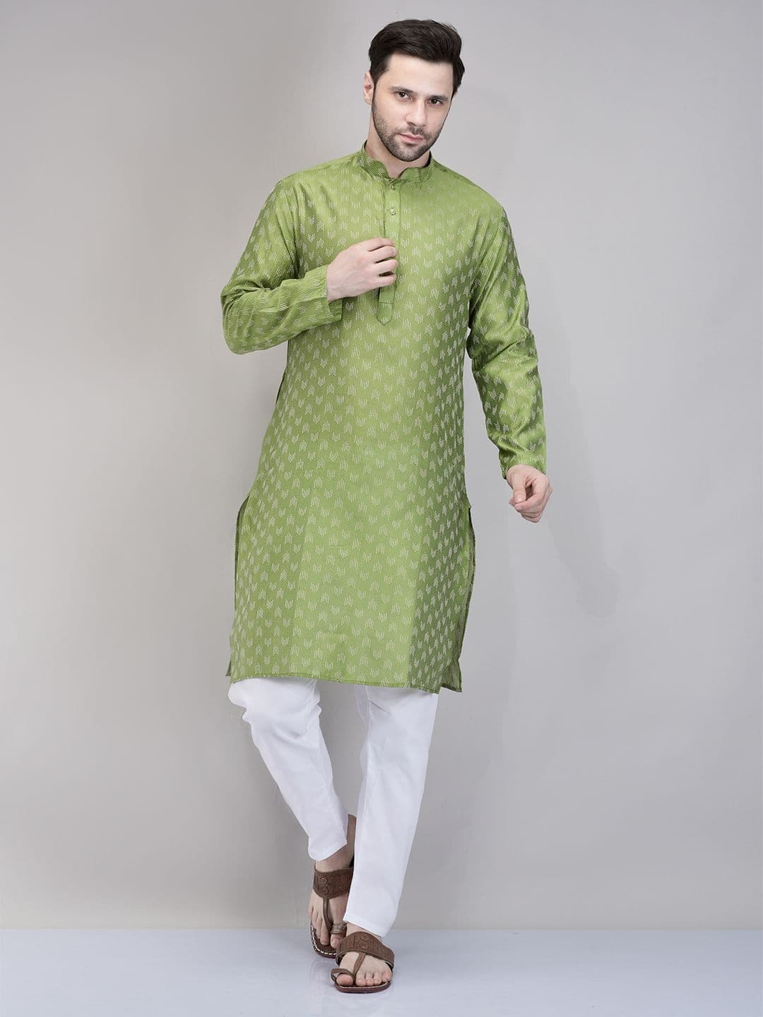 SG LEMAN Geometric Embroidered Mandarin Collar Cotton Straight Kurta thumbnail 2