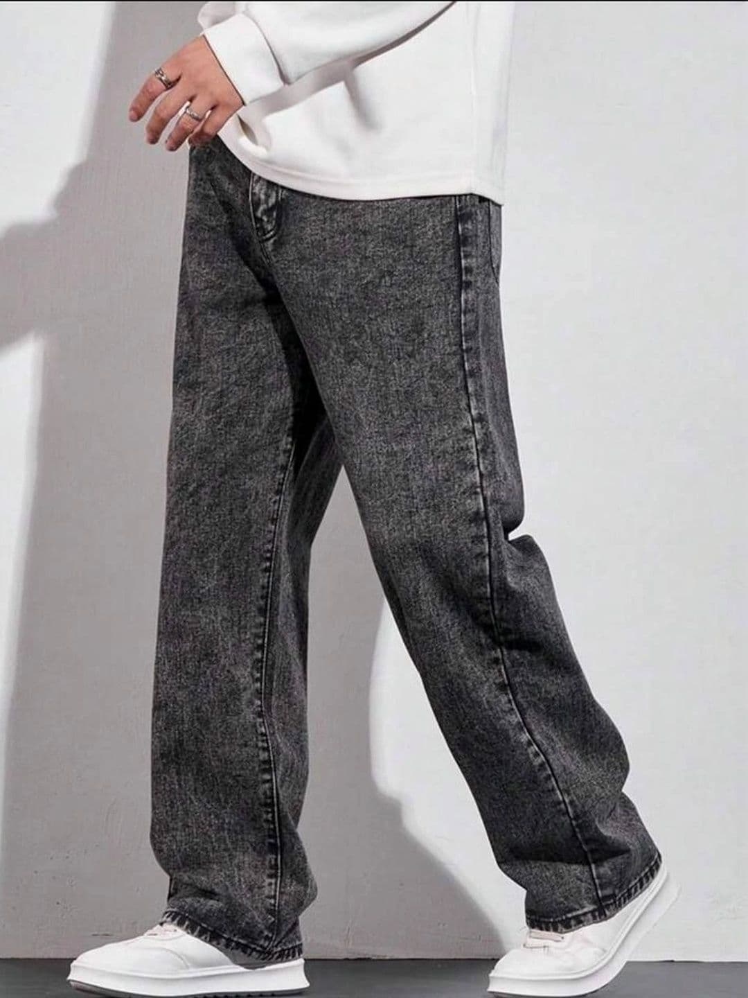 SHIRODHARI Men Straight Fit Low-Rise Jeans - view 1