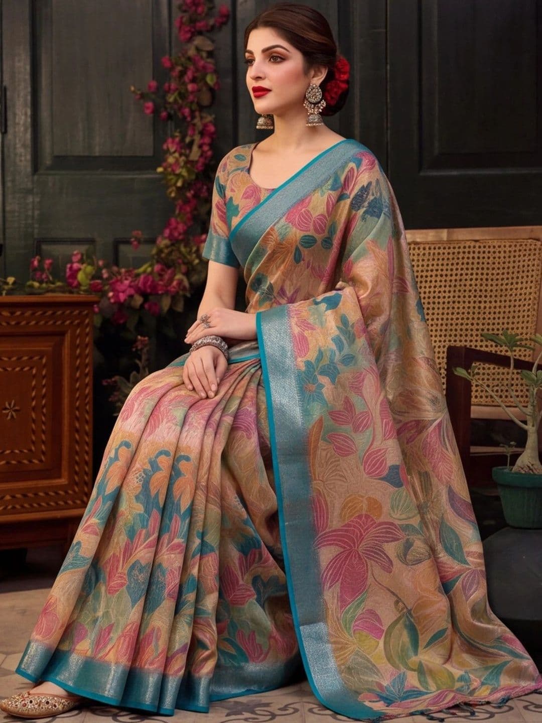 Mitera Women Floral Zari Silk Cotton Fusion Saree thumbnail 5