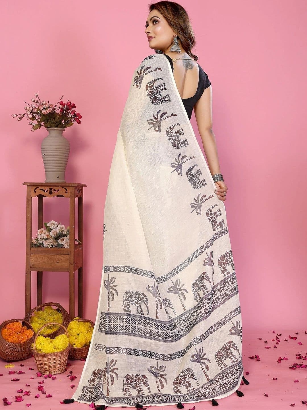 VS MALL Floral Linen Blend Saree thumbnail 3
