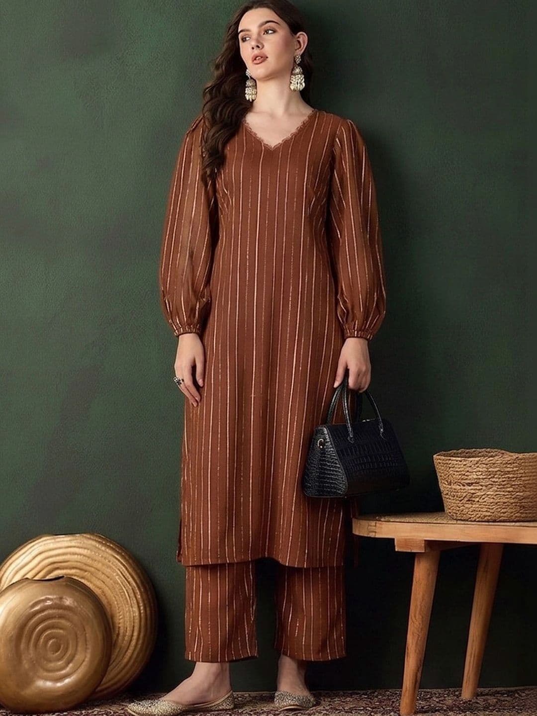 Sangria Women Regular Silk Crepe Kurta with Palazzos thumbnail 5