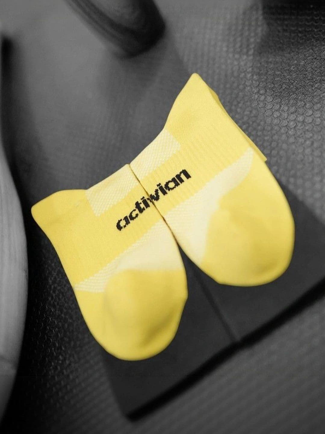 Activian Men Assorted Colourblocked Above Ankle Socks thumbnail 3