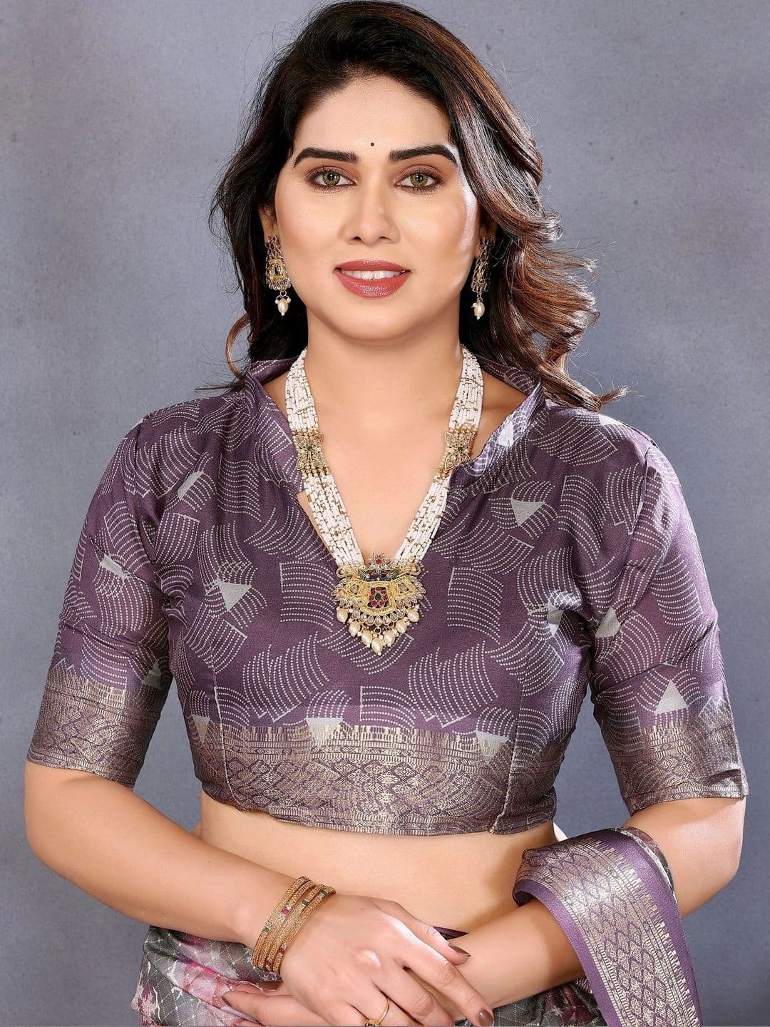 VS MALL Women Floral Silk Cotton Saree thumbnail 2
