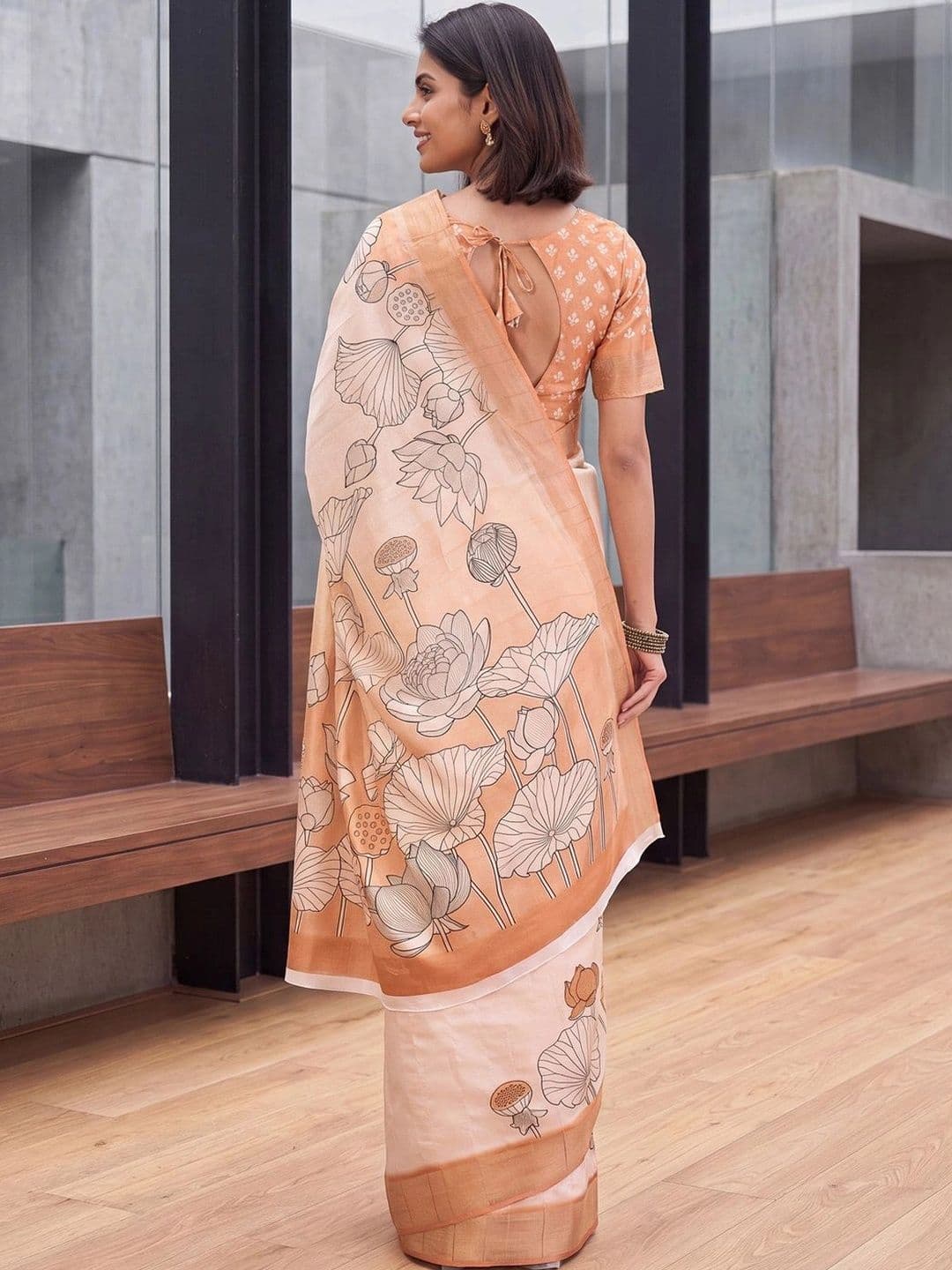 Anouk Floral Silk Blend Designer Chanderi Saree thumbnail 5