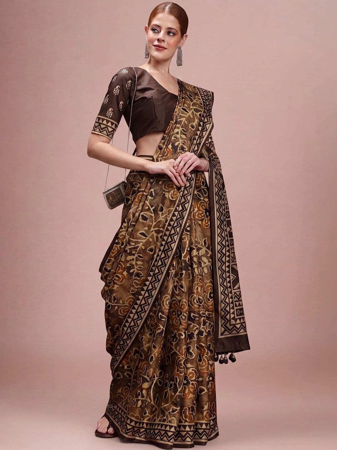 Sangria Ethnic Motifs Silk Blend Designer Block Print Saree thumbnail 5
