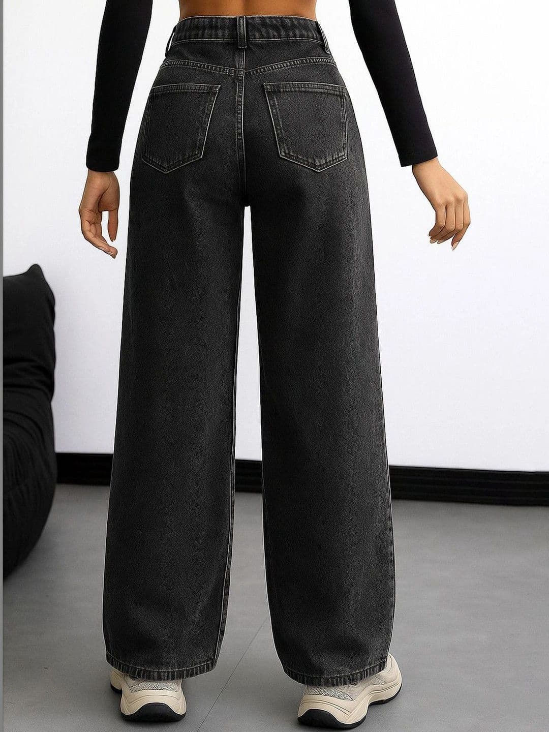 SHIRODHARI Women Straight Fit Low-Rise Jeans thumbnail 2