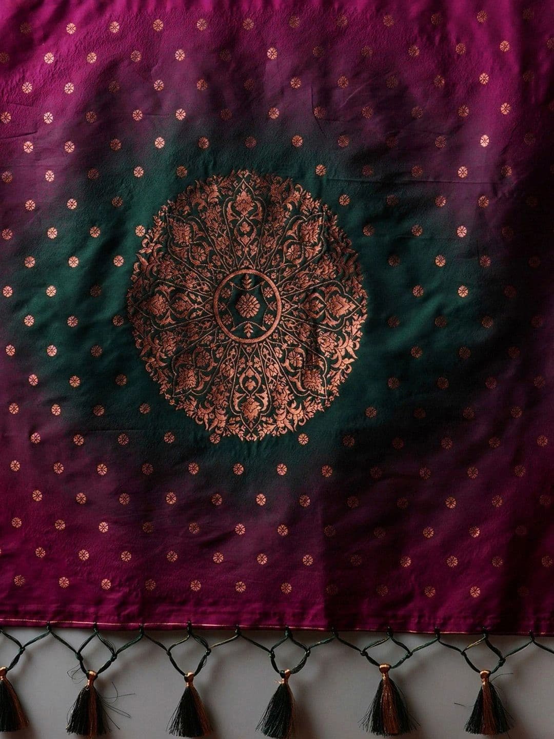 Anouk Ethnic Motifs Zari Silk Blend Designer Banarasi Saree thumbnail 3