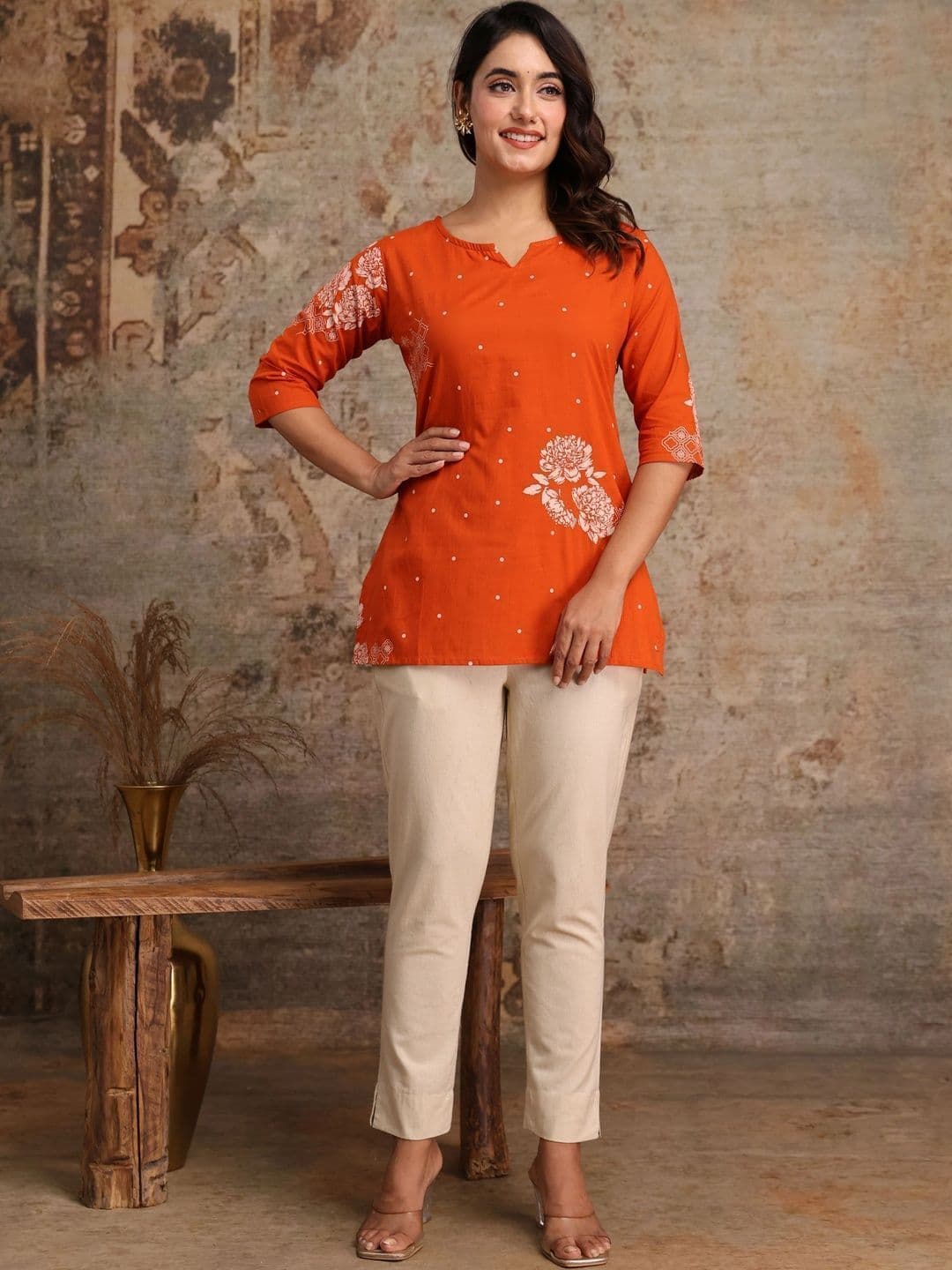 Zyla Women Floral Checked Mirror Work Kurta thumbnail 7