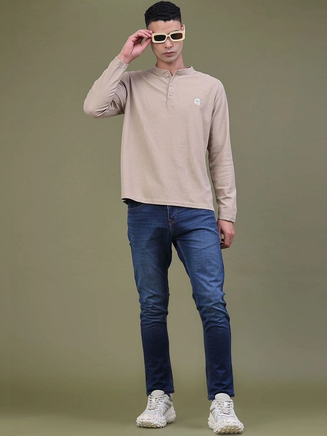 LIMEROAD Men Brand Logo Henley Neck T-shirt thumbnail 2