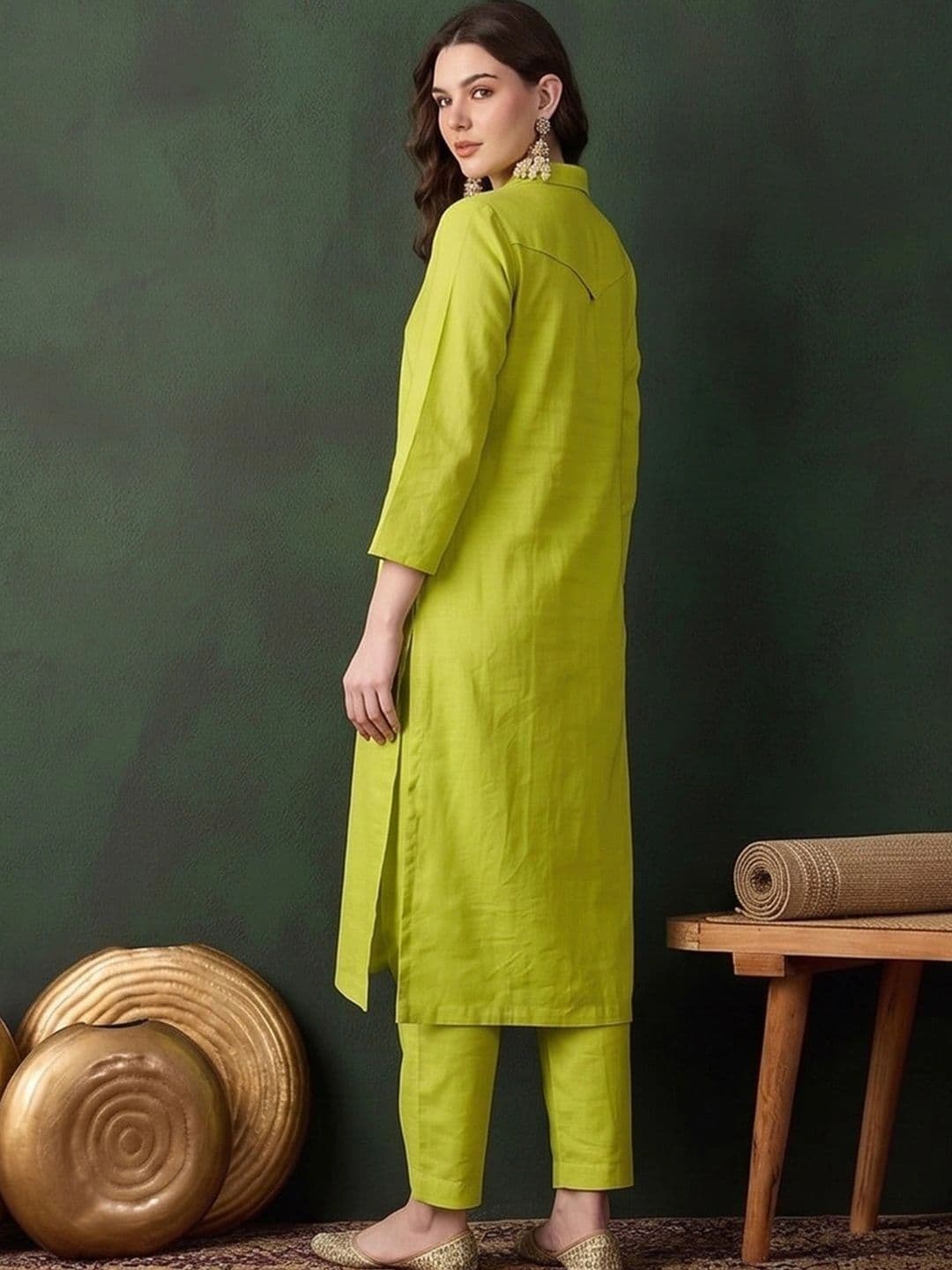 Sangria Women Regular Kurta with Trousers thumbnail 4
