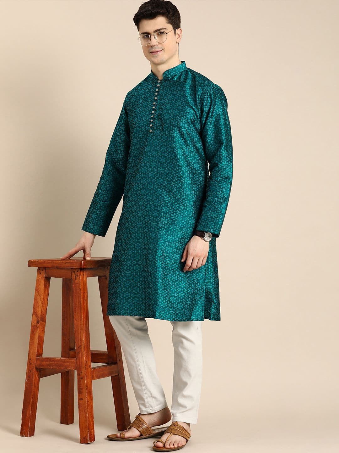 Anouk Men Floral Jacquard Knee Length Straight Kurta - view 1