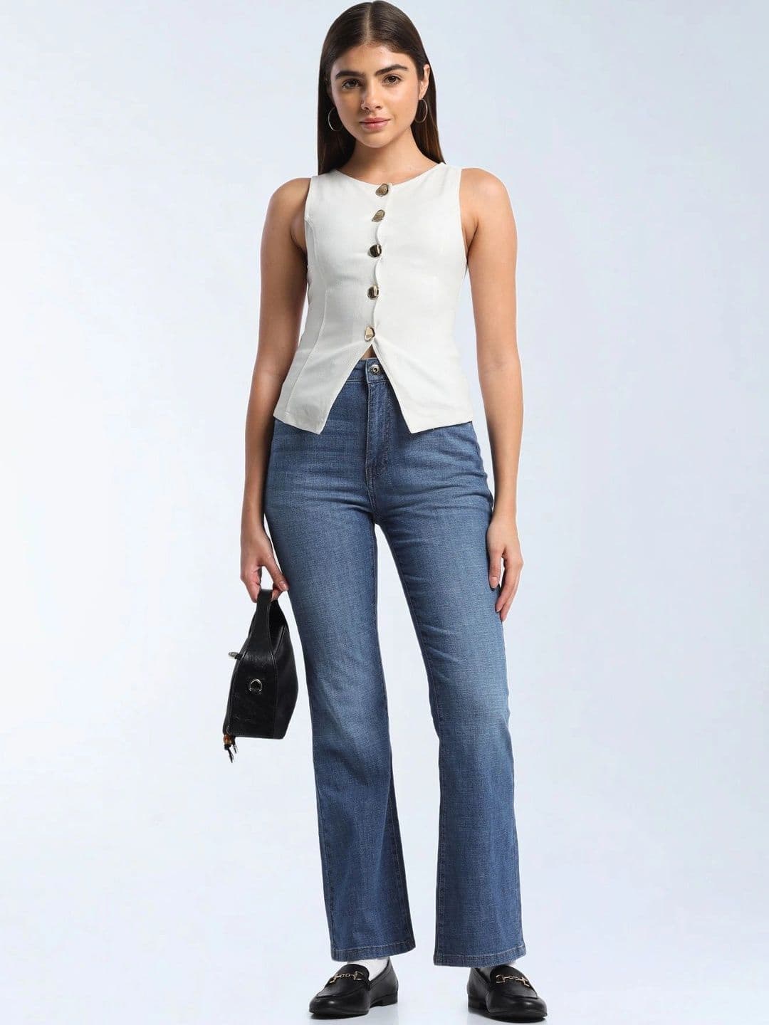 Flying Machine Women Bootcut High-Rise Light Fade Stretchable Jeans thumbnail 3
