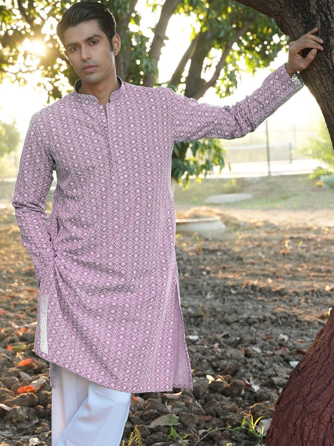Anouk Men Geometric Embroidery Knee Length Straight Kurta - view 1