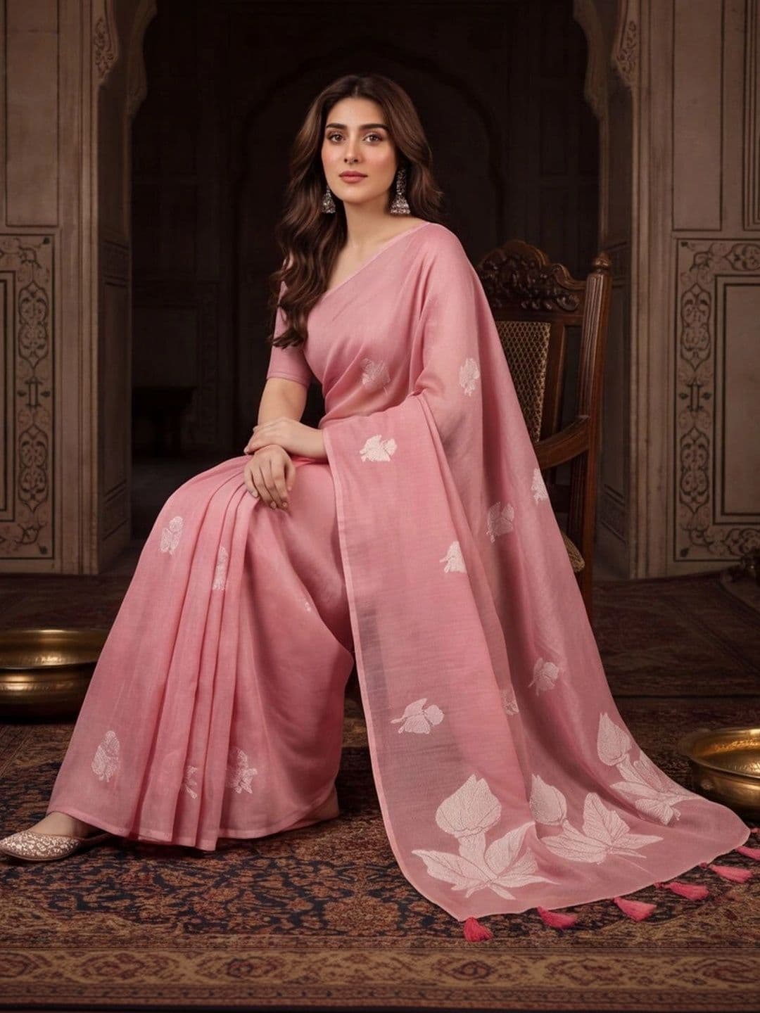 Mitera Floral Zari Silk Cotton Fusion Banarasi Saree thumbnail 5