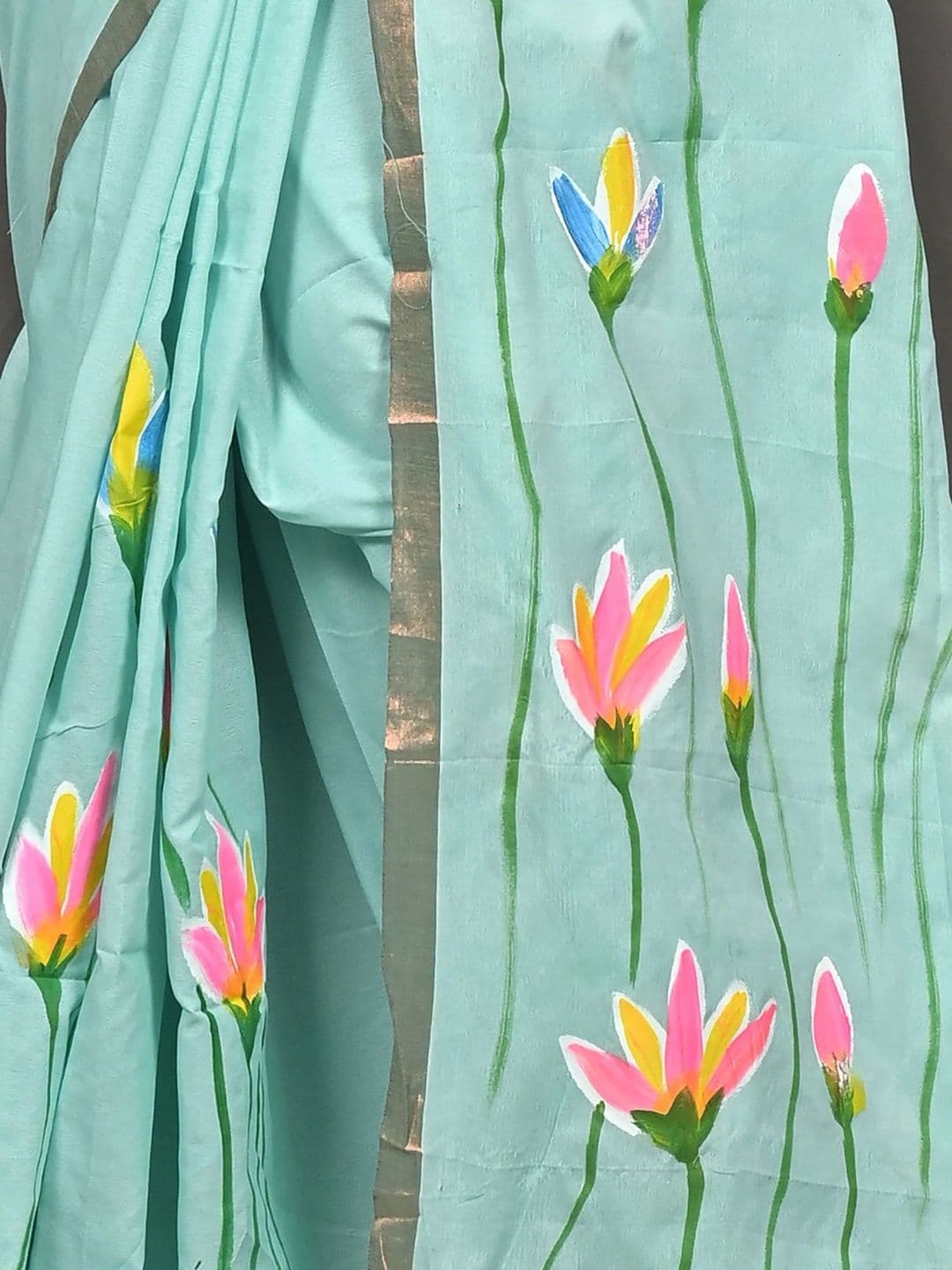 PuJoy Floral Sequinned Pure Cotton Handloom Taant Saree thumbnail 5