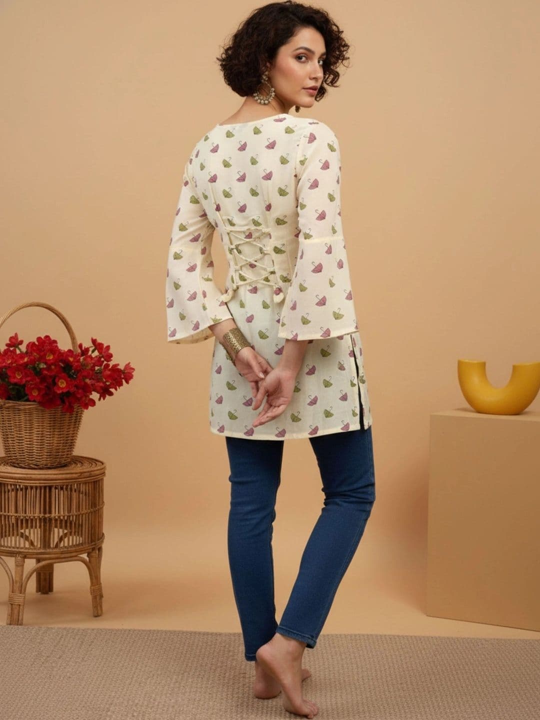 SURHI Women Printed Flared Sleeves Kurta thumbnail 4