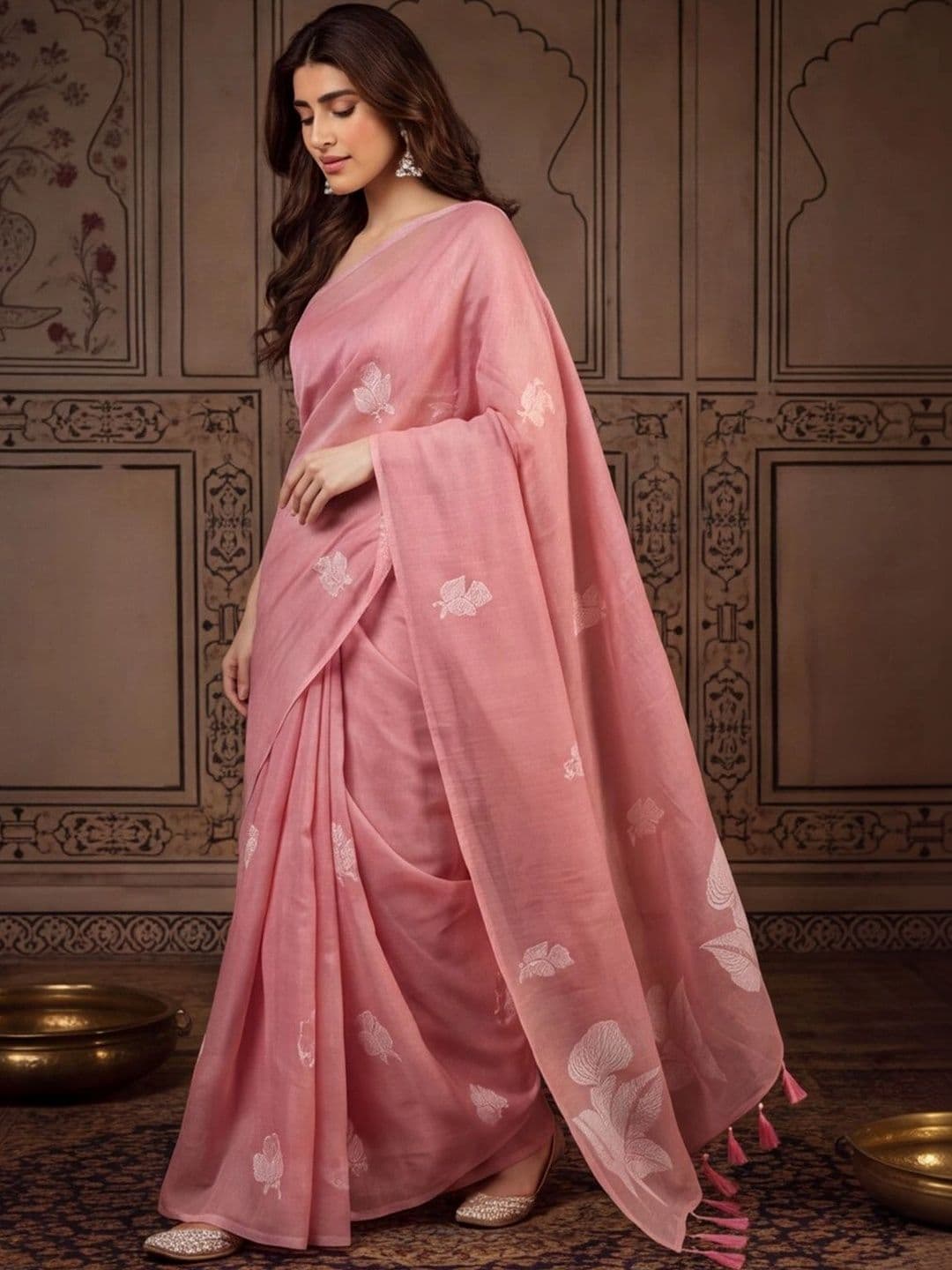 Mitera Floral Zari Silk Cotton Fusion Banarasi Saree thumbnail 4