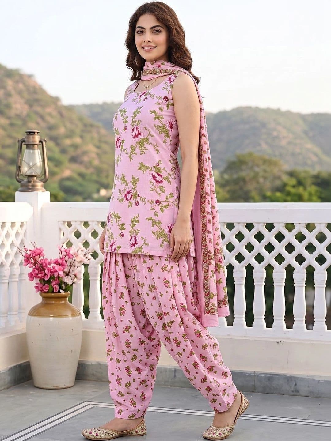 KALINI Women Floral Printed Regular Pure Cotton Kurta with Patiala & With Dupatta thumbnail 2
