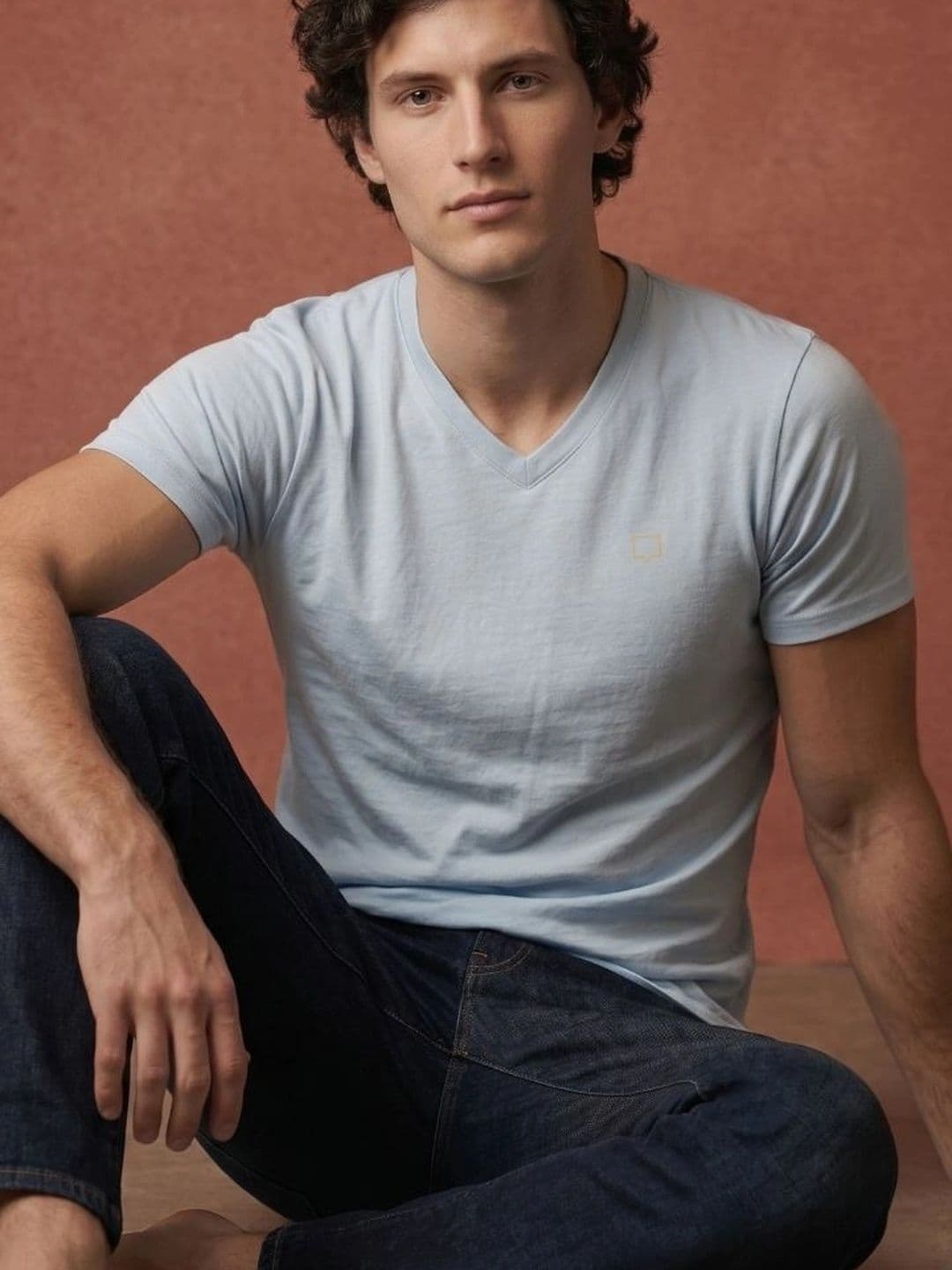 ROAR FOR GOOD Men Brand Logo V-Neck Organic Cotton Bio Finish T-shirt thumbnail 2